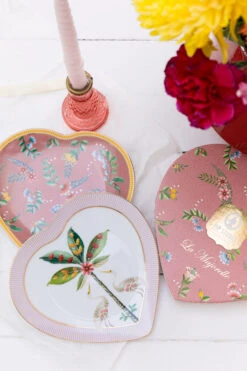 Pip Studio 2er-set: Geschirr "Heart Shape Plates La Majorelle" In Rosa (D) 21.5cm 15 Pip Studio 2er-set: Geschirr "Heart Shape Plates La Majorelle" In Rosa (D) 21.5cm -Pip Studio Verkäufe pip studio 2er set geschirr heart shape plates la majorelle in rosa d 21 5cm 7