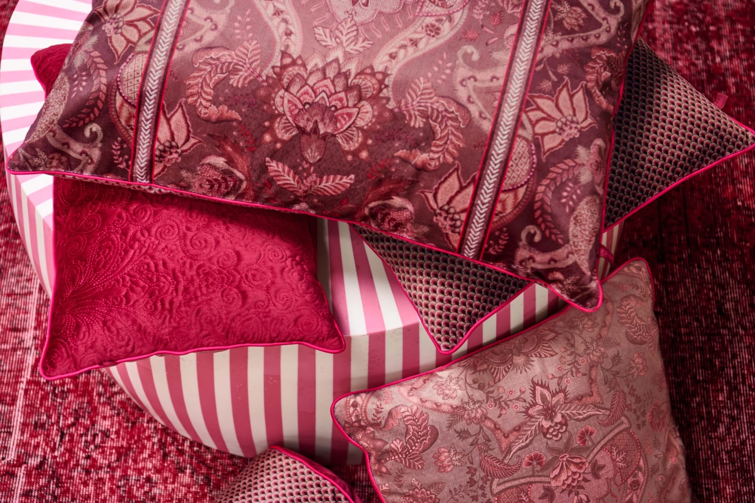 Pip Studio Kissen "Cushion Kyoto Festival/Suki" In Rosa - (L) 70 X (B) 50 Cm 5 Pip Studio Kissen "Cushion Kyoto Festival/Suki" In Rosa - (L) 70 X (B) 50 Cm – Bild 5