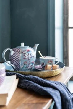 Pip Studio Teegeschirr "Tea Pot Large Flower Festival" In Blau - 1600 Ml -Pip Studio Verkäufe pip studio teegeschirr tea pot large flower festival in blau 1600 ml 3